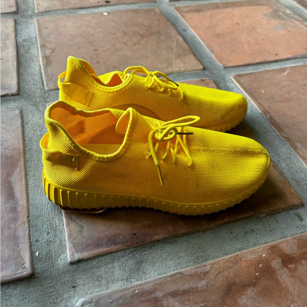 Yellow Epicstep Women's Size 11 Shoes